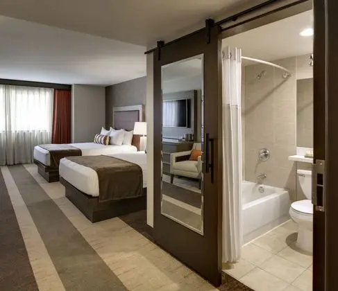 Deluxe Room - Bed Type Assigned at Check-In