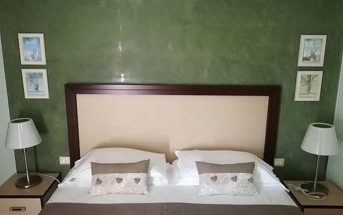 Tek Büyük Yataklı Oda, Balkon, Deniz Manzaralı (2)