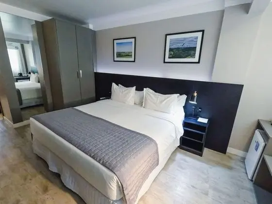 Tek Büyük Yataklı Oda