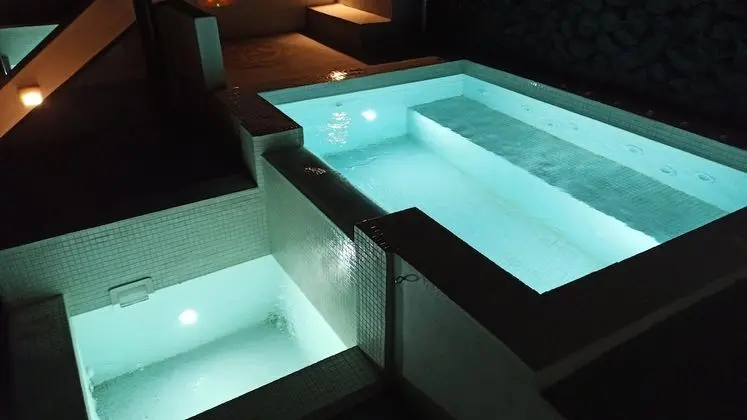 Loft Suite with outdoor Hot tub