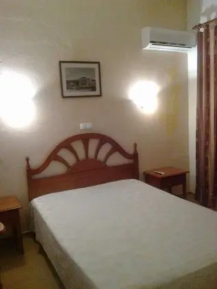 Standard Tek Büyük veya İki Ayrı Yataklı Oda, 1 Çift Kişilik veya 2 Tek Kişilik Yatak, Özel Banyo