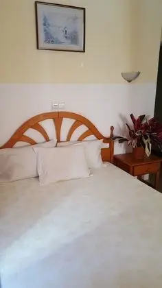 Standard Tek Büyük veya İki Ayrı Yataklı Oda, 1 Çift Kişilik veya 2 Tek Kişilik Yatak, Özel Banyo