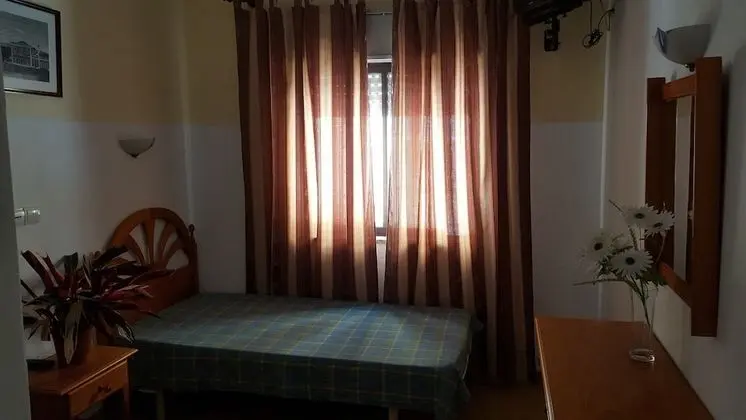 Standard Tek Büyük veya İki Ayrı Yataklı Oda, 1 Çift Kişilik veya 2 Tek Kişilik Yatak, Özel Banyo