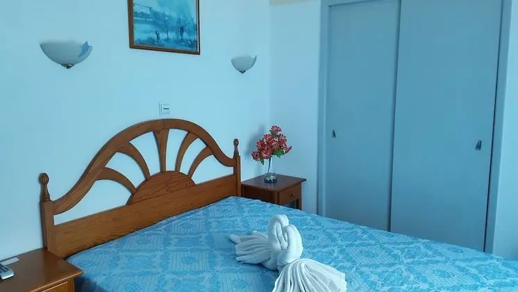 Standard Tek Büyük veya İki Ayrı Yataklı Oda, 1 Çift Kişilik veya 2 Tek Kişilik Yatak, Özel Banyo