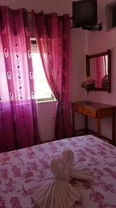 Tek Büyük Yataklı Oda, Özel Banyo