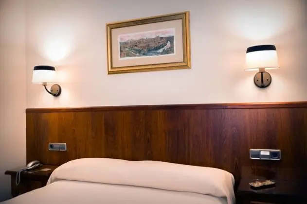 Tek Büyük Yataklı Oda, Şehir Manzaralı