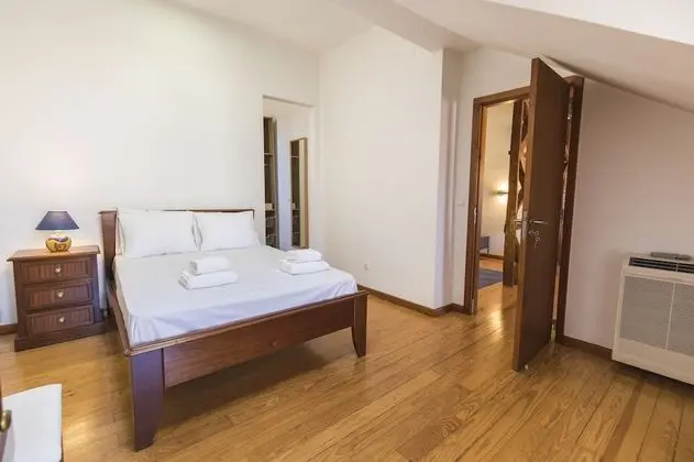 Apart Daire, 1 Büyük (Queen) Boy Yatak ve Çekyat, Sigara İçilmez