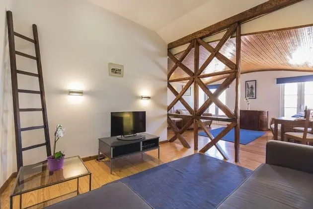 Apart Daire, 1 Büyük (Queen) Boy Yatak ve Çekyat, Sigara İçilmez