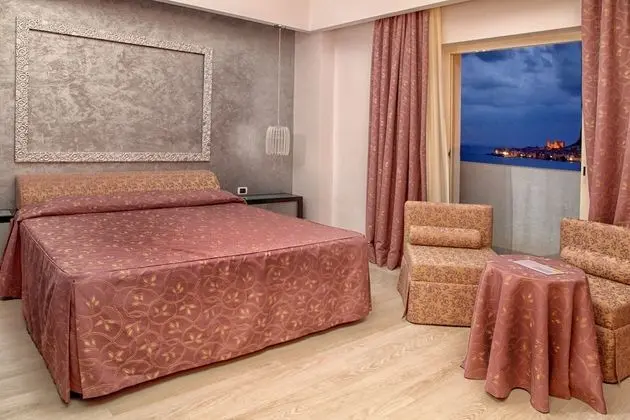 Dört Kişilik Oda