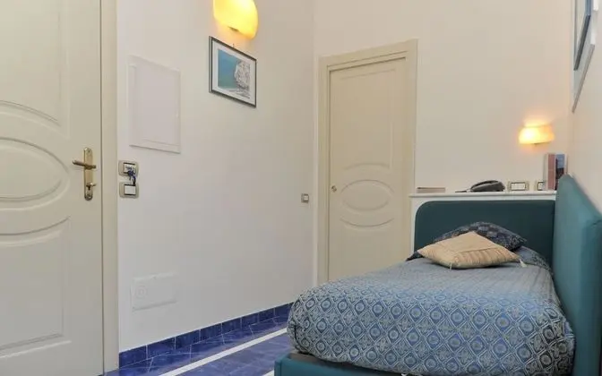 Economy Tek Kişilik Oda