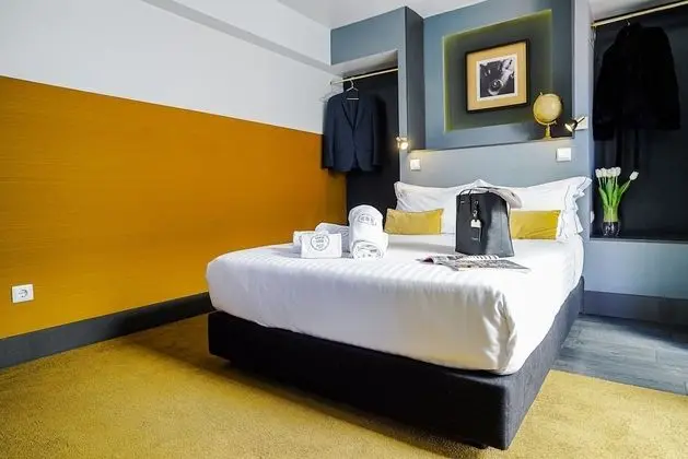 Tek Büyük Yataklı Oda