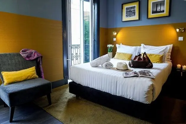 Tek Büyük Yataklı Oda, Balkon