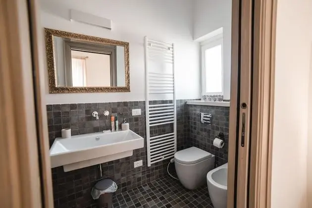Standard Tek Büyük Yataklı Oda, Özel Banyo, Bahçe Manzaralı
