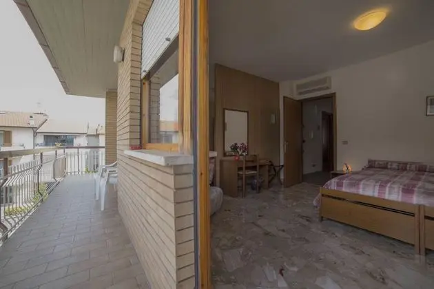 Dört Kişilik Oda, Balkon