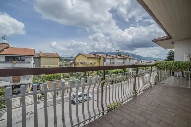 Dört Kişilik Oda, Balkon