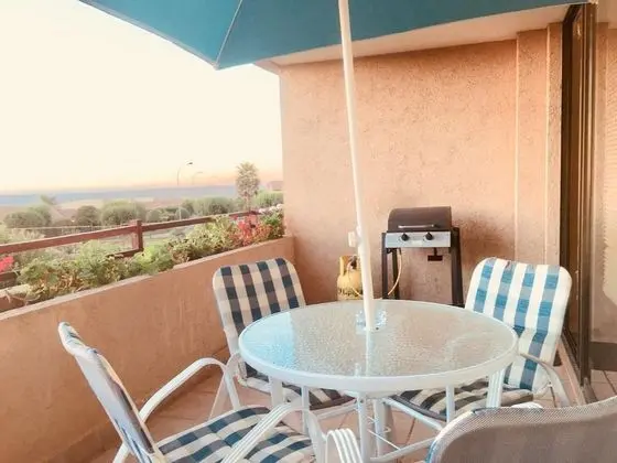 Family Apart Daire, 2 Yatak Odası (1 double and 2 single beds)