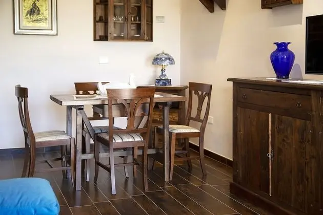 Comfort Süit, 1 En Büyük (King) Boy Yatak ve Çekyat, Engellilere Uygun, Bahçe Manzaralı