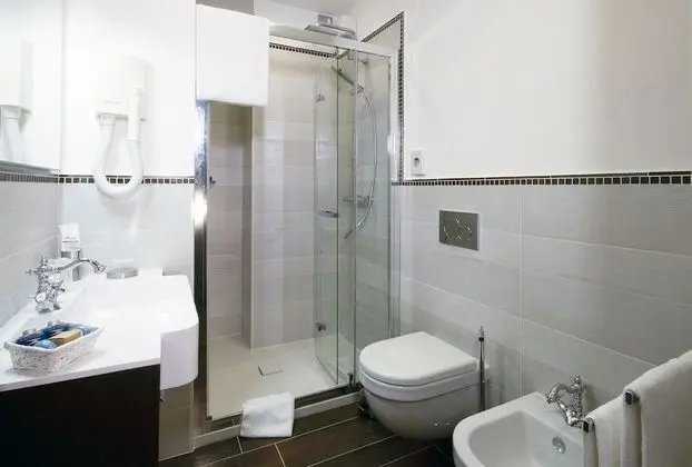 Comfort Süit, 1 En Büyük (King) Boy Yatak ve Çekyat, Engellilere Uygun, Bahçe Manzaralı