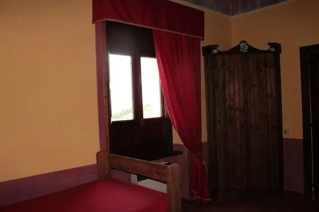 Ortak Ranzalı Oda, Ortak Banyo