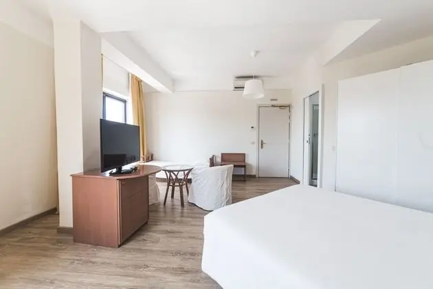 Comfort Tek Büyük Yataklı Oda, Deniz Manzaralı