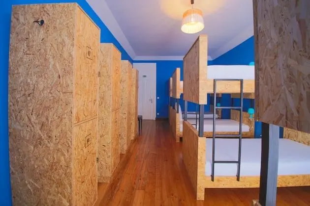 Ortak Ranzalı Oda, Karma Ranzalı Oda (1 Bed in a 8 Bed Dorm)