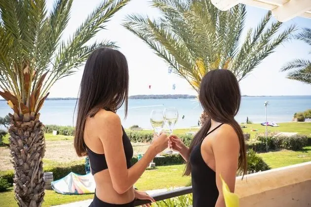 Stüdyo, Deniz Manzaralı