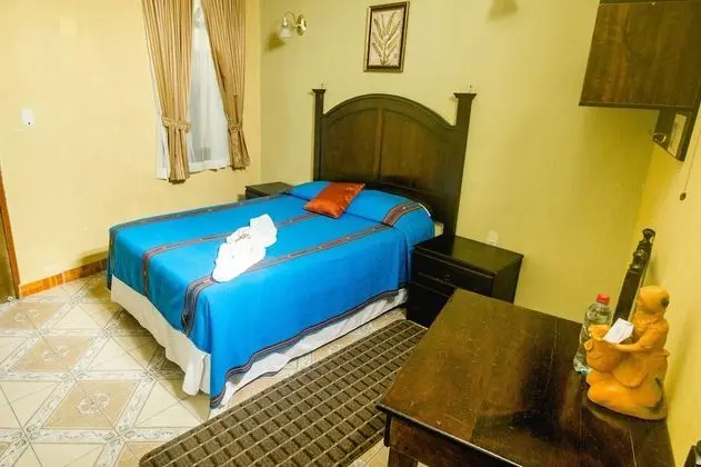 Tek Kişilik Oda, 1 Çift Kişilik Yatak