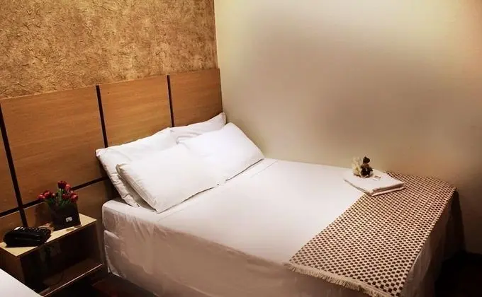 Luxury Oda
