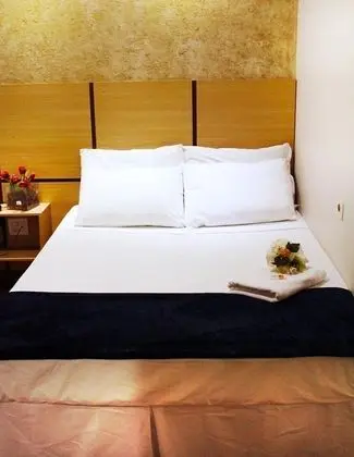 Luxury Oda