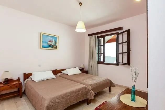 Apart Daire, 2 Yatak Odası, Bahçe Manzaralı