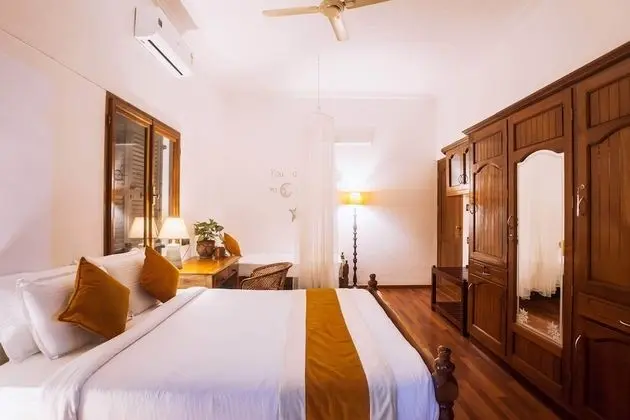 Deluxe Tek Büyük Yataklı Oda, 1 Yatak Odası, Ortak Banyo, Bahçe Manzaralı