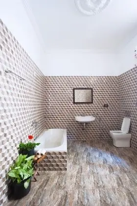 Deluxe Tek Büyük Yataklı Oda, Küvet