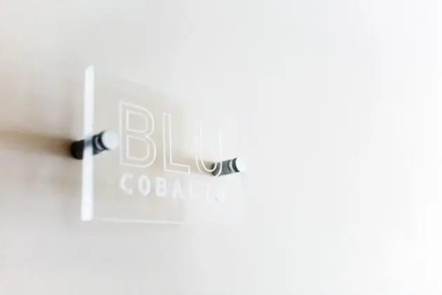 Comfort Tek Büyük Yataklı Oda, Kısmi Deniz Manzaralı (Blu Cobalto)