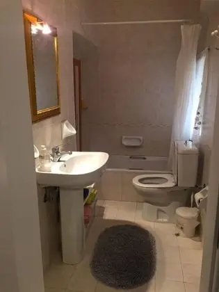Exclusive Tek Büyük Yataklı Oda