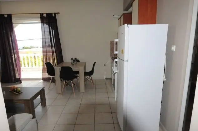 Apart Daire, 3 Yatak Odası, Deniz Manzaralı, Zemin Kat
