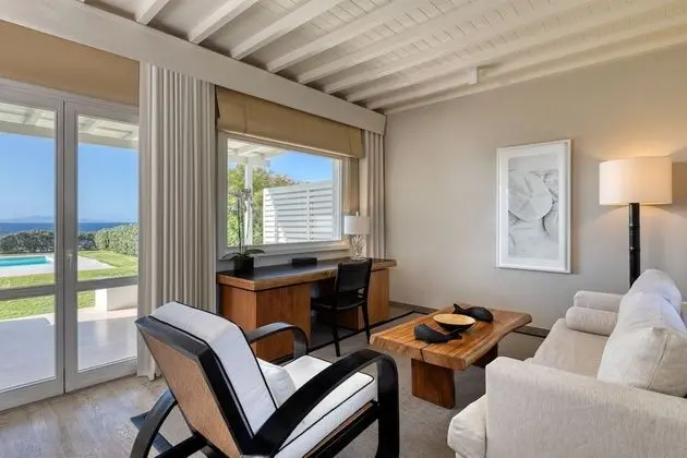 Luxury Süit, 1 Çift Kişilik Yatak, Deniz Manzaralı (Private Pool)