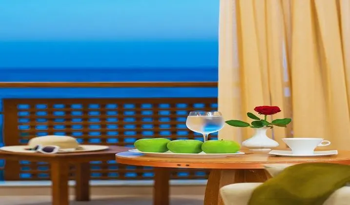 1 Çift Kişilik Veya 2 Tek Kişilik Yatak Beach Front
