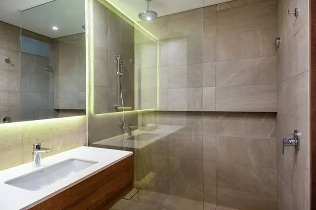 Oda, 1 En Büyük (King) Boy Yatak ve Çekyat, Sigara İçilmez, Balkon