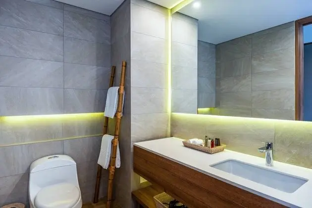 Oda, 1 En Büyük (King) Boy Yatak ve Çekyat, Sigara İçilmez, Balkon