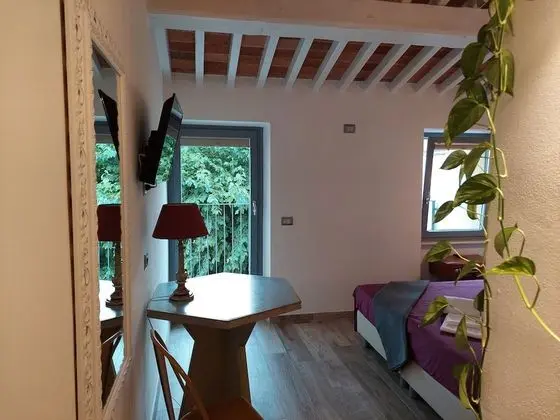 Tek Büyük veya İki Ayrı Yataklı Oda, Balkon
