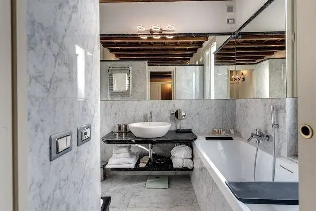 Apart Daire, Ek Bina (via Morigi 8)