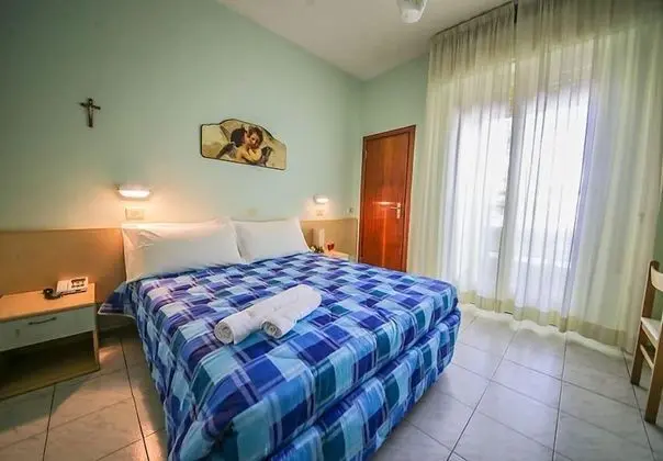 Tek Büyük veya İki Ayrı Yataklı Oda