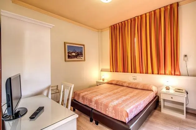 Tek Büyük veya İki Ayrı Yataklı Oda