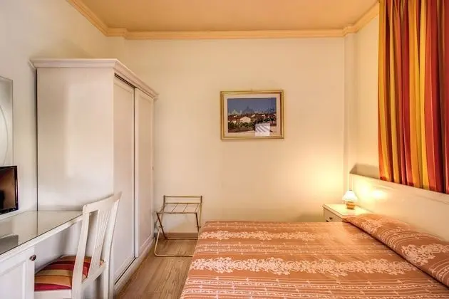 Tek Kişilik Oda, 1 Tek Kişilik XL Yatak, Özel Banyo, Bahçe Manzaralı