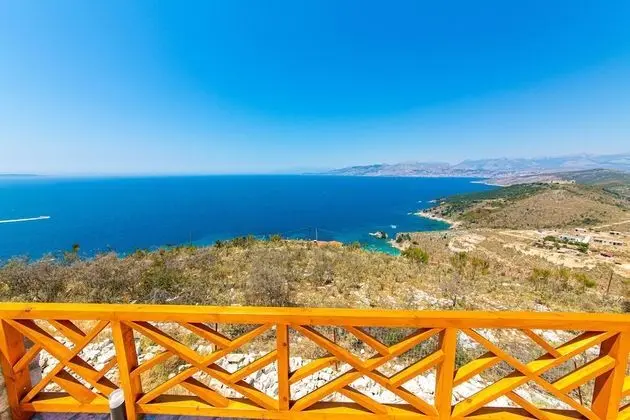 Junior Süit, Teras, Deniz Manzaralı