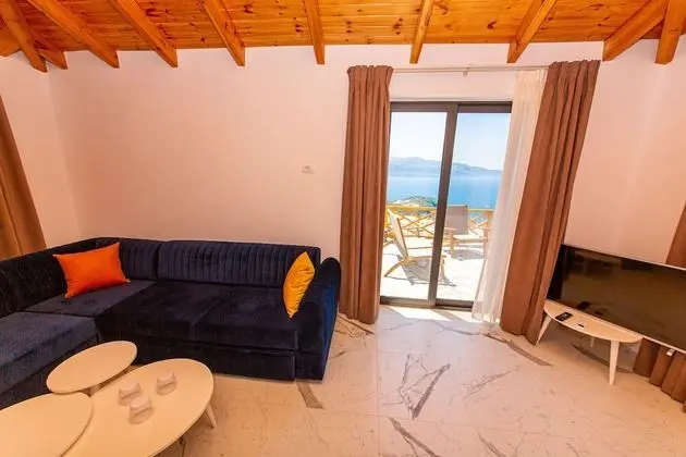 Süit, Teras, Deniz Manzaralı