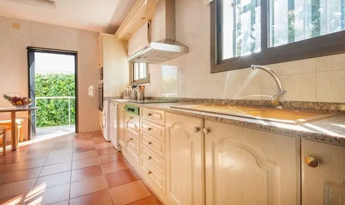 Apart Daire, 4 Yatak Odası