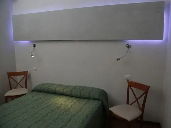 1 Çift Kişilik Veya 2 Tek Kişilik Yatak Standard