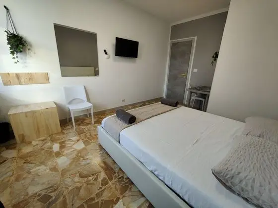 Economy Tek Büyük veya İki Ayrı Yataklı Oda