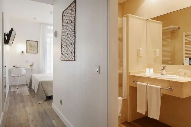 Tek Büyük Yataklı Oda